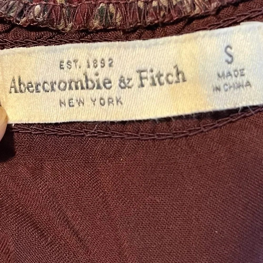 Abercrombie & Fitch Boho Long Sleeve Floaty Maxi Dress with Floral Print Size: S